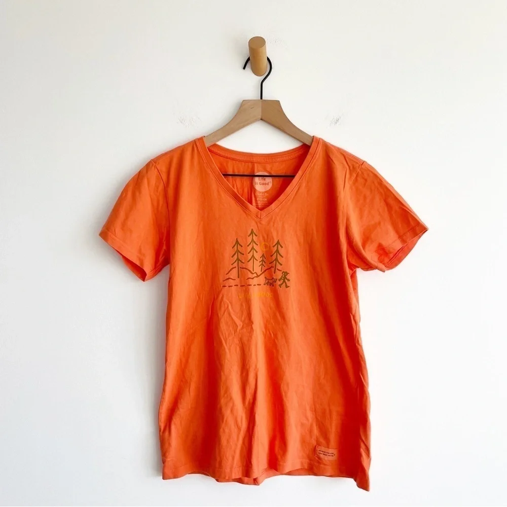 Life is Good Women's Crusher T-Shirt Classic Fit V Neck Peach Orange Size Small - Picture 1 of 6